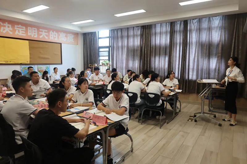 【雙語部高中】賽課展風采，教研促成長